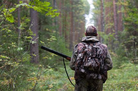 Forest Hunter .